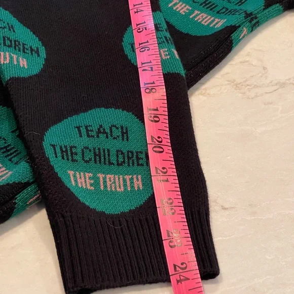 AWAKE NY Black & Green Crew Neck Relaxed Fit Sweater - Size Small - EUC - Picture 13 of 15